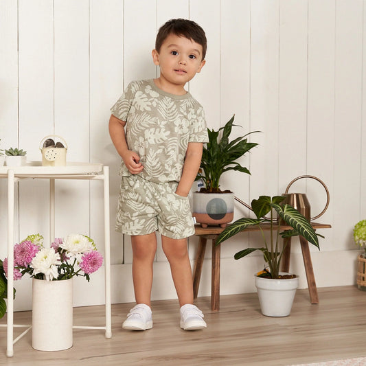 2-Piece Tropical Leaves T-Shirt and Shorts Set